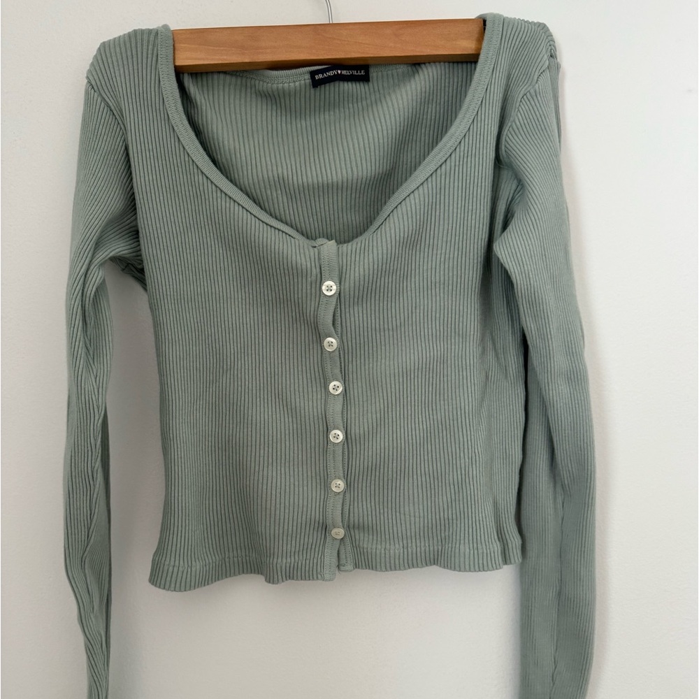 Long sleeve green top from brandy mellvile
